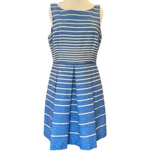 Just…Taylor Fit and Flare Sleeveless Blue and Cream Above The Knee Size 12P
